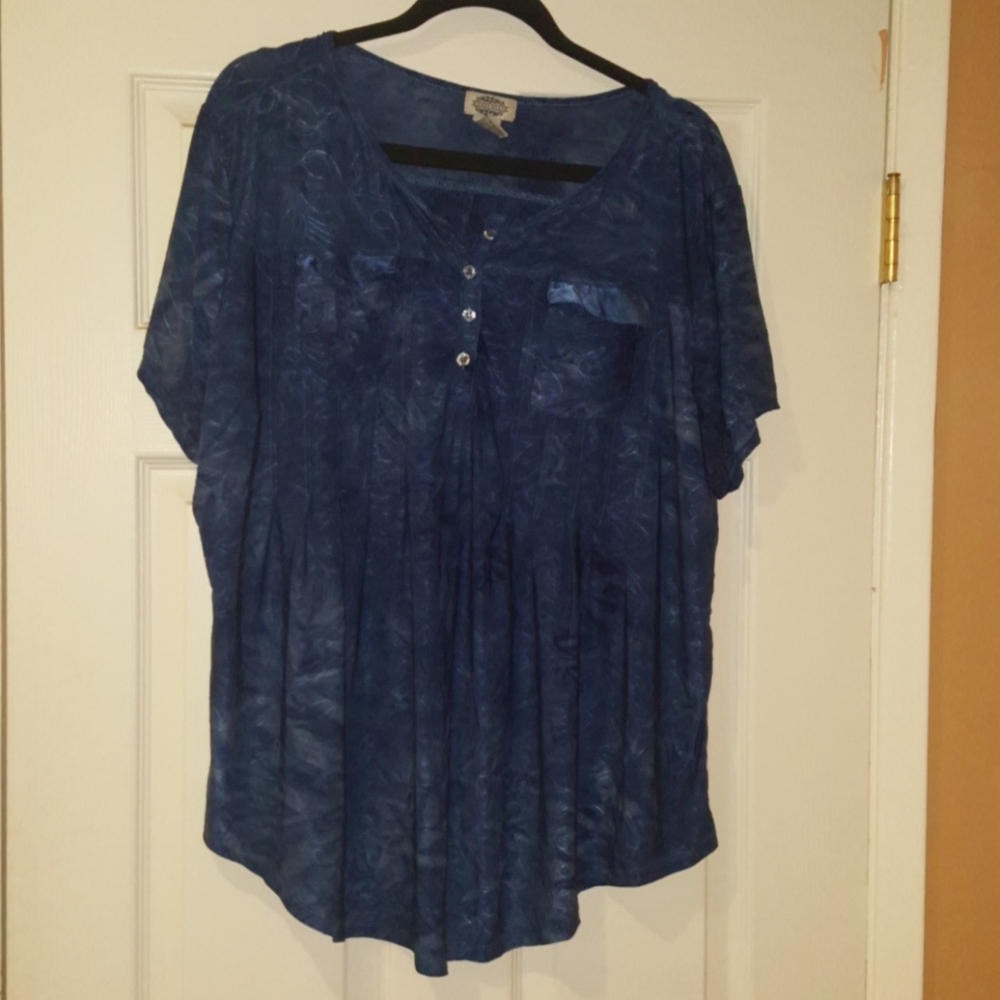 2 tops /1 price